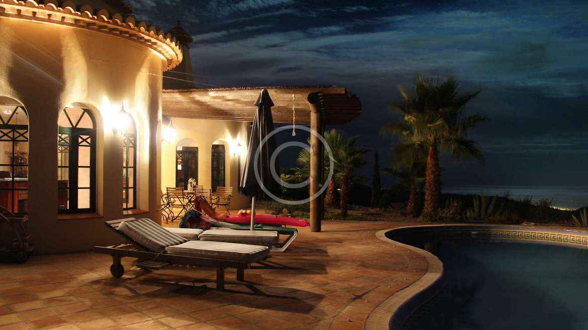 Living a Dream Vacation Tour is Open